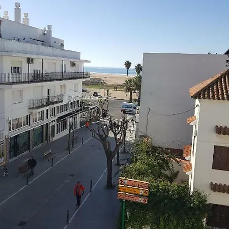 Calle Carril De La Fuente Conil De La Frontera